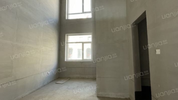 品质别墅区 环境优美 一步一景 四季有花 有高尔夫球场-餐厅