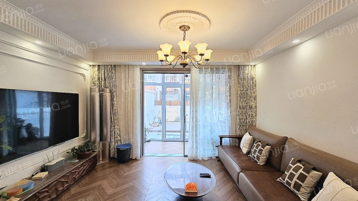 市劳动局宿舍二手房实景图