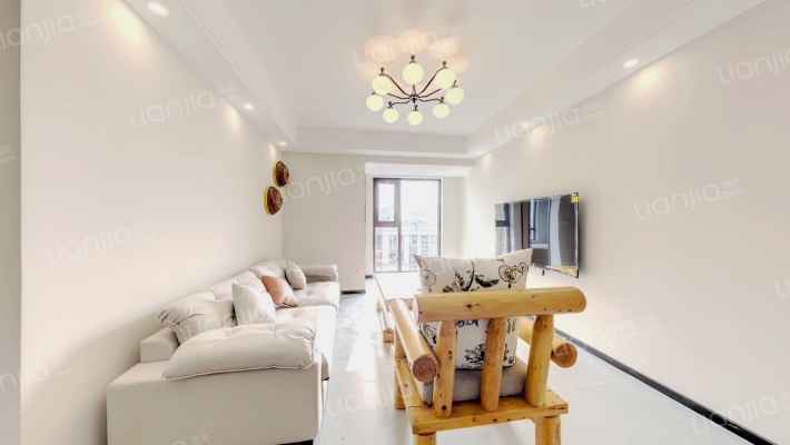 上东汇菁澜三组团二手房实景图