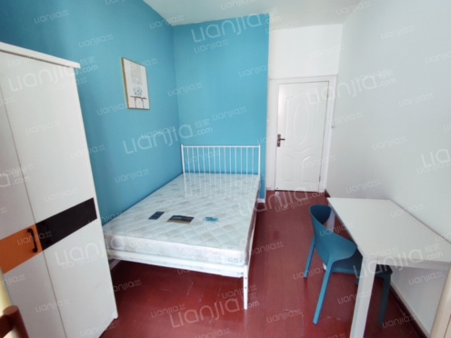 合租·东和城 3居室 东卧