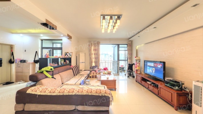 瑞泰锦城二手房实景图