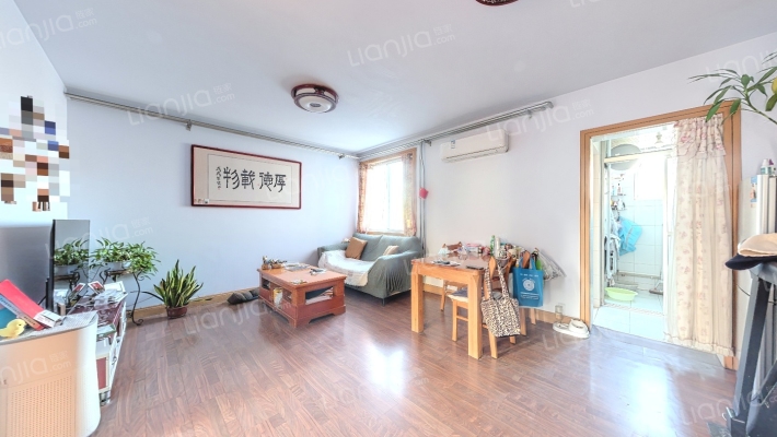 山东汽车齿轮总厂住宅楼二手房实景图