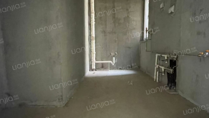 大社区，电梯洋房，一梯两户，惬意的生活。-厨房