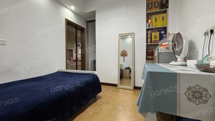 金第银座二手房实景图