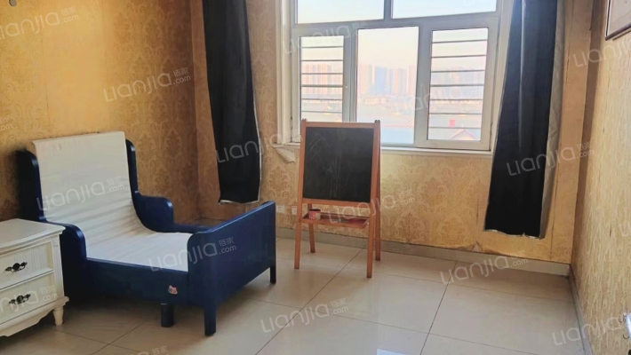 燕赵花园 电梯房 凤凰层 南北通透3居室 精装修-卧室C