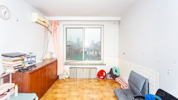 六纬路学区建委楼小区二手房实景图