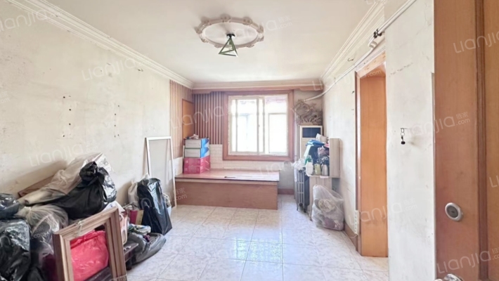 何兴里二手房实景图