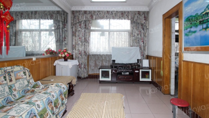 中興路西28号院二手房实景图