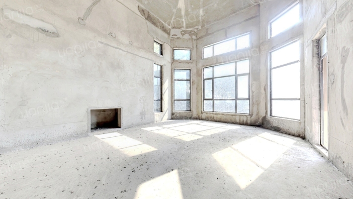 保利十二橡树庄园二手房实景图