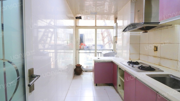 上江北两房出售，精装修价格优惠拎包入住-厨房