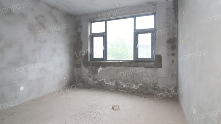 京港澳高速出口优质别墅，小区环境优雅，物业管理完善-卧室A