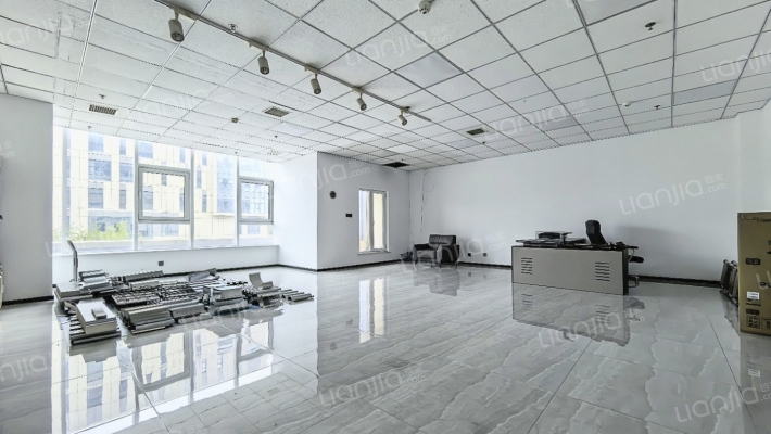 馨凯广场二手房实景图