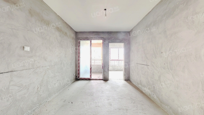 建宇新时区二手房实景图