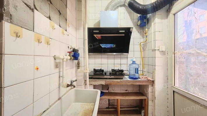 铁道部建厂局家属楼 2室1厅 南-厨房