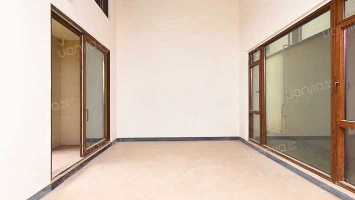 上府二手房实景图