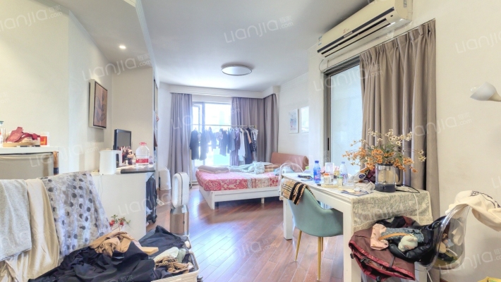 金隆置地大厦二手房实景图