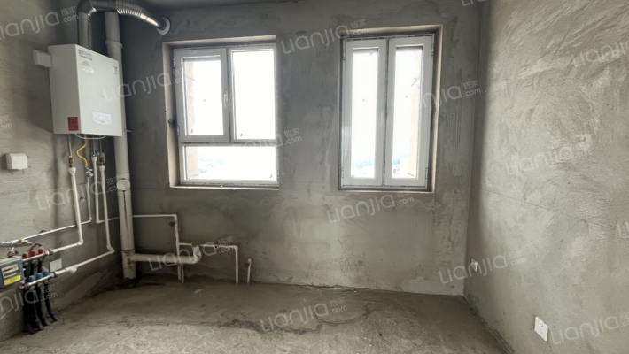 高铁板块，南北通透大三居，人车分流-厨房