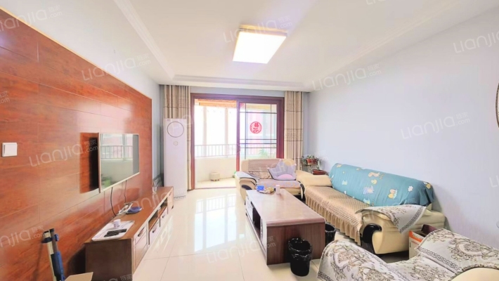 荣和泉印名门二手房实景图