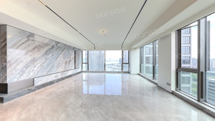 滨江绿城江河鸣翠二手房实景图