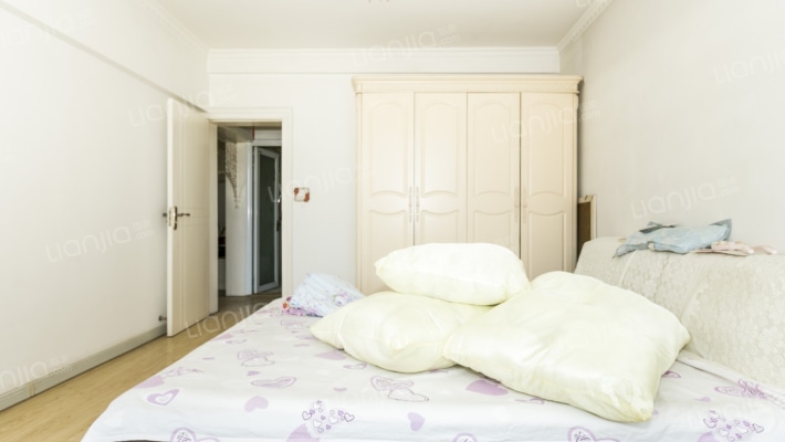 精装小两室，带家具家电，商圈成熟，空位可按揭-卧室B