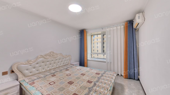 翡翠滨江，精装修，南北通透三居，看房方便-卧室A