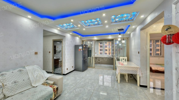 翡翠滨江，精装修，南北通透三居，看房方便-客厅