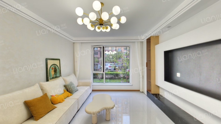 钻石广场南北二居室房本满五唯一-客厅