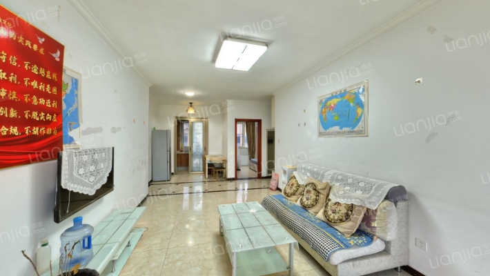 南北三居高楼层满二全天采光无遮挡，-客厅