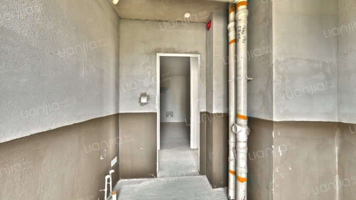 大平层，户型好，业主诚意出售。-卫生间B