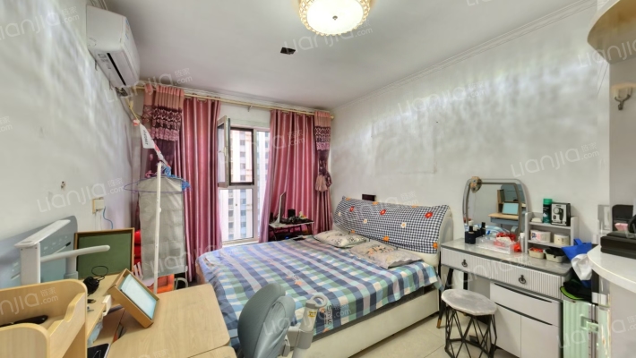 满二 南向2居 户型方正 全天采光-卧室A