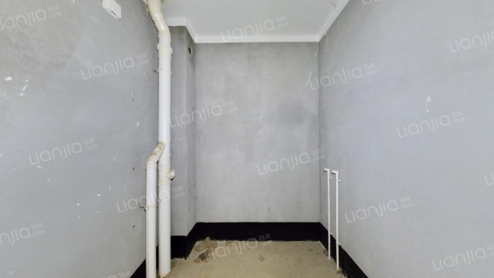 洋房，一梯两户，高铁商圈，次新小区-卫生间B