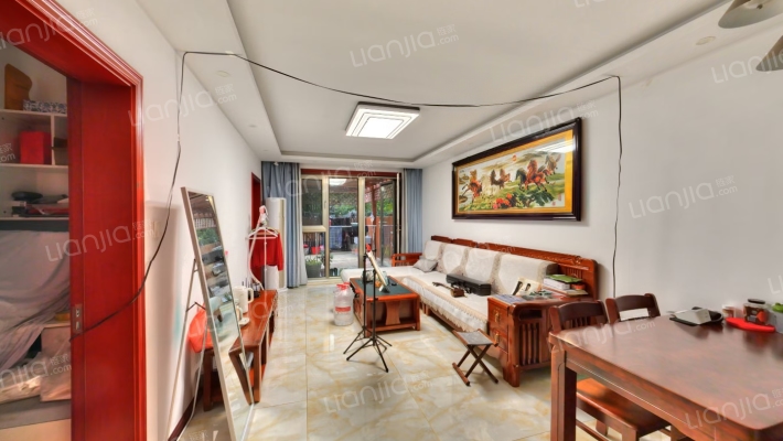 经典南区小三居 一层带院子 不遮挡-客厅