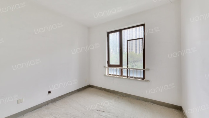 鸿坤理想湾南区 4室2厅 南 北-卧室A