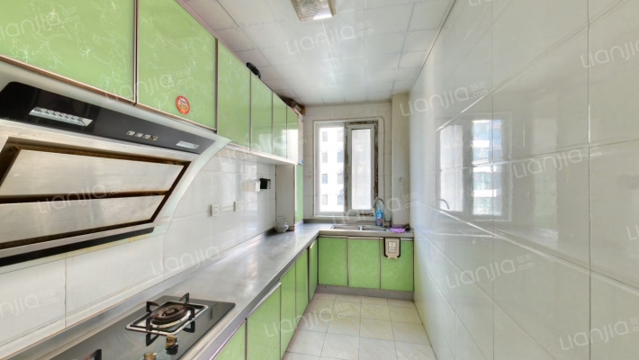 70年大产权朝 南户型 房本满五 配套齐全-厨房