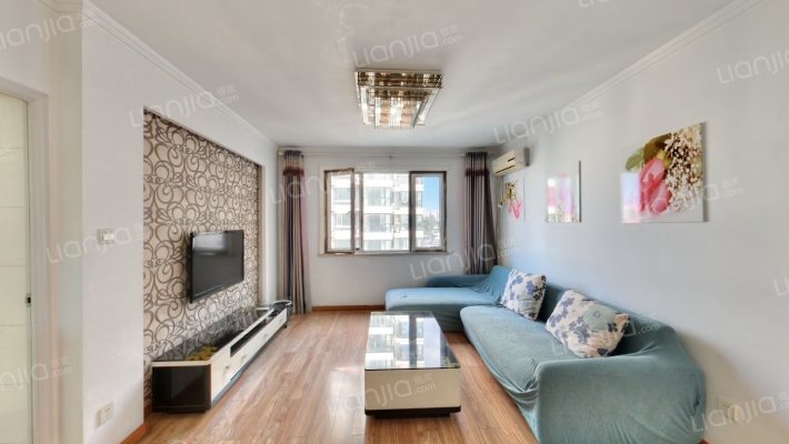 70年大产权朝 南户型 房本满五 配套齐全-客厅