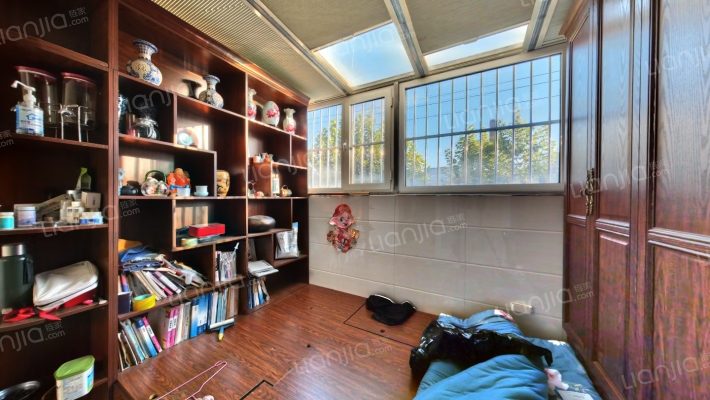 开发区高新朝阳路水乡园南北通透两居税费低-书房