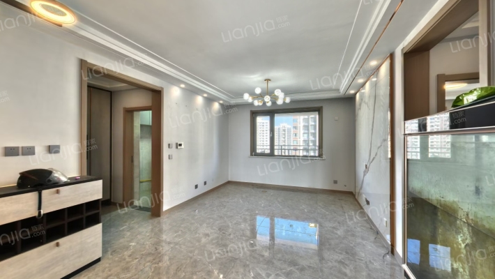 天伦湾一期 3室2厅 南 北-客厅