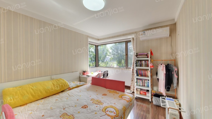 鹏渤印象城牛津花园 3室2厅 南 北-卧室A