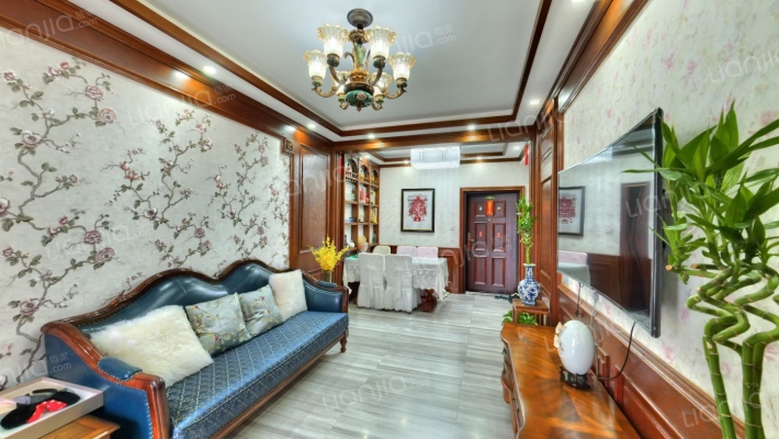 天伦湾馨园精装两居，保利物业集中供暖大社区-客厅