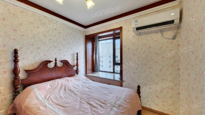 天伦湾馨园精装两居，保利物业集中供暖大社区-卧室B