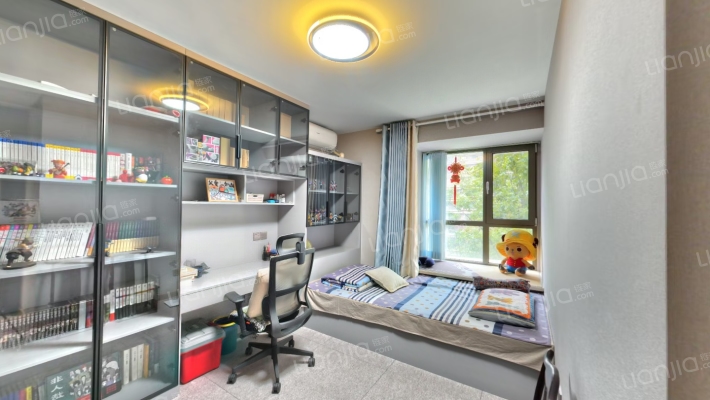 君悦广场商圈 高品质社区 ，南北通透三居室 精装修-卧室B