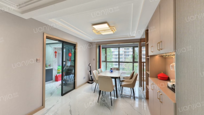 君悦广场商圈 高品质社区 ，南北通透三居室 精装修-餐厅