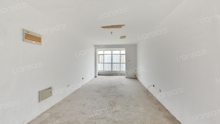 三义双塔，中高层，满五年，南北通透，全天采光-客厅