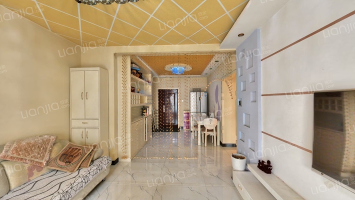 老城区的精品楼盘，位置好，配套设施齐全，西丁，双塔-客厅