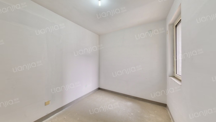 K2狮子城全南两居，户型合理无浪费，中间层采光无遮挡-卧室A