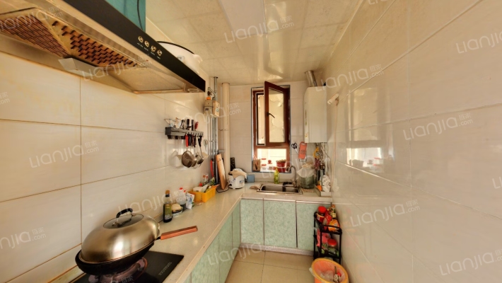 户型方正，采光充足，带装修，视野开阔-厨房