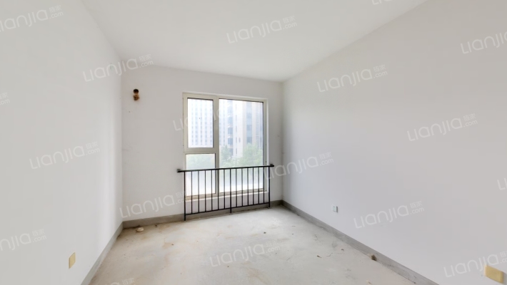 满五唯一， 南向2居 户型方正 全天采光-卧室B