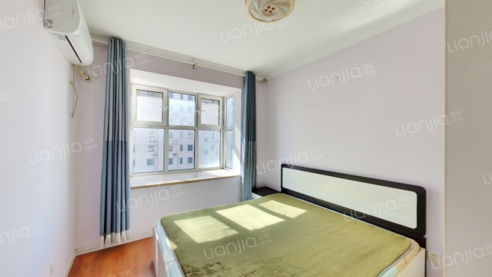 开发区电梯南向两居精装总价低税费低-卧室B