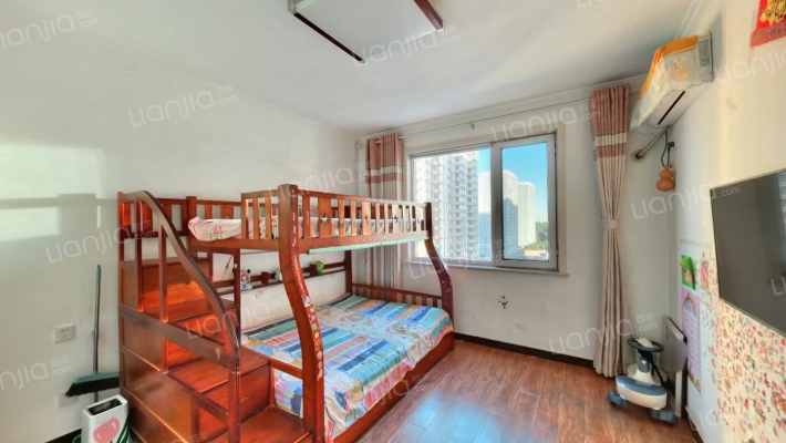 楼层好，视野宽阔 交通便利 业主诚意出售-卧室C