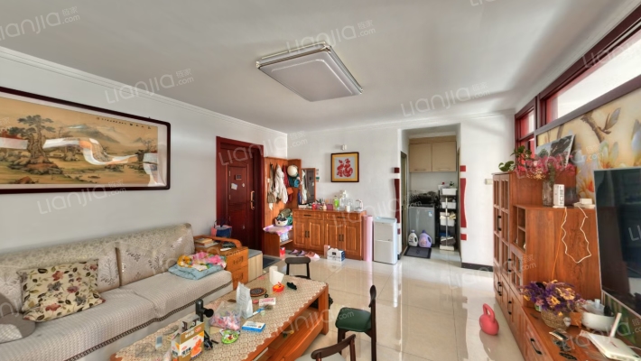 南向两居，采光无遮挡，精装，交通生活便利。-客厅